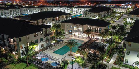 Pines Garden at City Center – Luxury Rental Apartments in Pembroke Pines