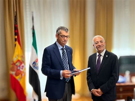 El fiscal superior de Extremadura alerta de que los ciberdelitos están