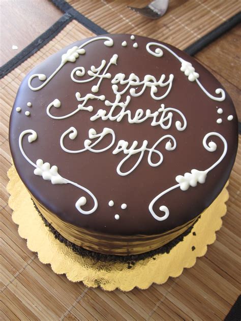 Happy Fathers Day Chocolate Cake Delicious Kelsi Bakes Pengrin