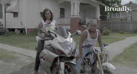 Caramel Curves An All Female Biker Gang In New Orleans