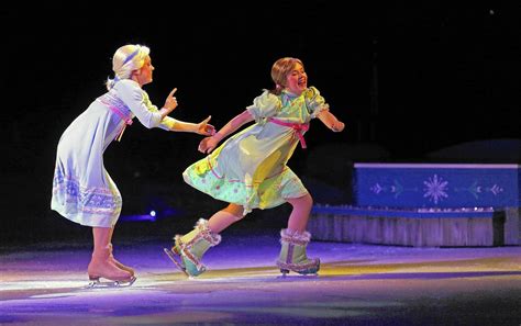 Frozen Review Of Disney On Ice Show In Orlando Orlando Sentinel