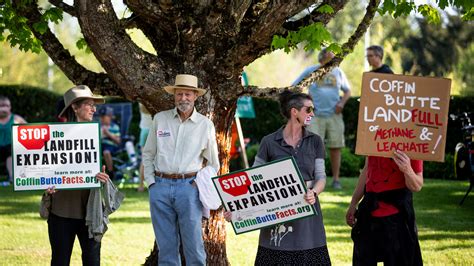 County staff say Coffin Butte Landfill expansion should be approved