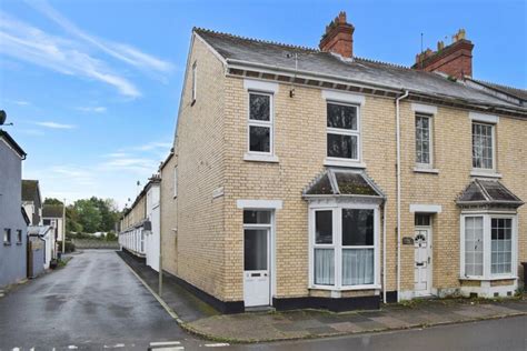 3 Bedroom End Of Terrace House For Sale In Victoria Lawn Newport