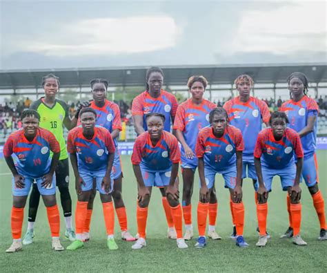 Duel Au Sommet En Ligue Des Champions Caf Les Aigles De La M Dina