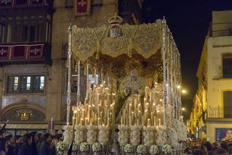 Paso Del La Esperanza Macarena Semana Santa De Del Palio En Sevilla