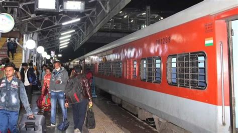 Central Railway Announces Special Trains For Summer Between