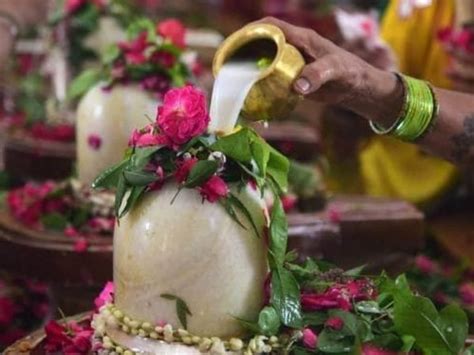 Sawan Shivratri 2024 Shivling Par Jal Kab Chadhana Chahie आज शिवरात्रि