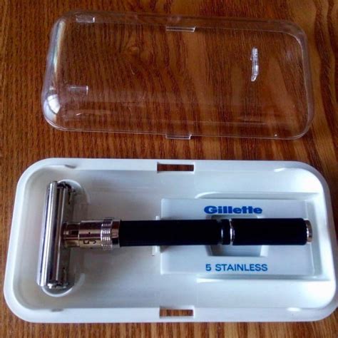 Бритвенный Т-образный станок Gillette Adjustable – купить в Москве ...