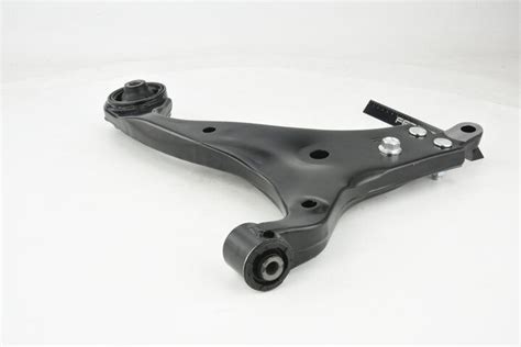 Right Front Arm For Kia Rondo Un Suspension Arms Steering