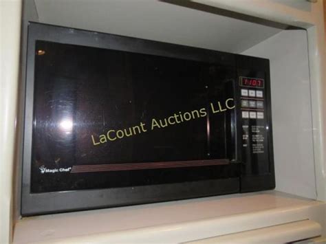 microwave magic chef | Live and Online Auctions on HiBid.com