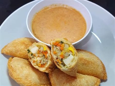 Daftar Harga Menu Delivery Lumpia Pastel Dimsum Cicel Snack Matraman