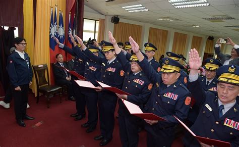 高雄市政府警察局卸、新任分局長、大隊長聯合交接典禮 陳其邁表達恭喜並賦予重任