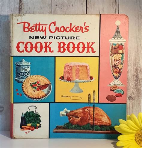 Vintage Betty Crocker S New Picture Cook Book Retro Etsy Betty