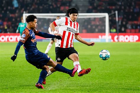 Érick Gutiérrez legt uit hoe hij bij PSV het elftal probeert te ...