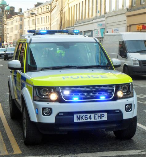 Northumbria Police Nk Ehp Land Rover Discovery On Duty Flickr