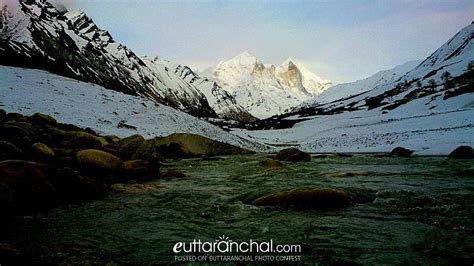 Bhagirathi River and Bhagirathi Peaks - Uttarakhand Photos