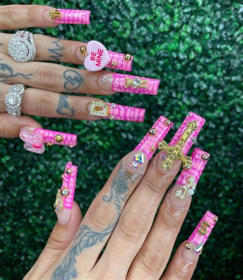 50 Trendy Pink Nails Thatre Perfect For Spring Snake Print French