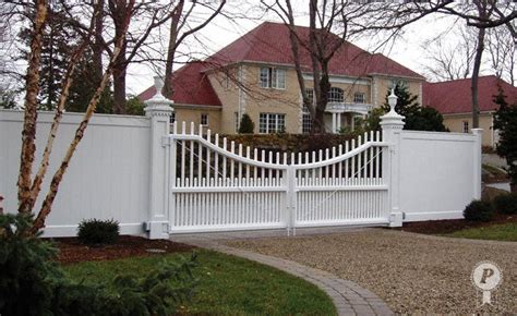 White Vinyl Privacy Fence With Picket Driveway Gate Fence Gate Design