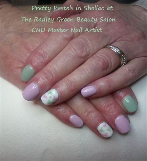 Shellac Mint Convertible And Cake Pop With Hearts At The Radley Green