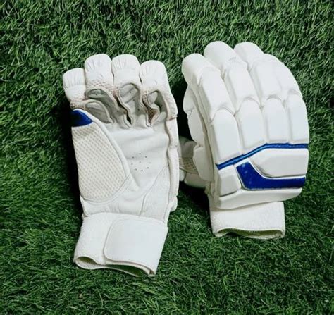 Strap White Base Polyurethane White Cricket Batting Gloves Size