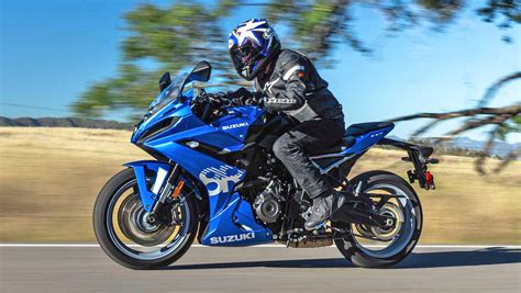 Suzuki Gsx R Opis Zdj Cia Dane Techniczne Sportowy Motocykl