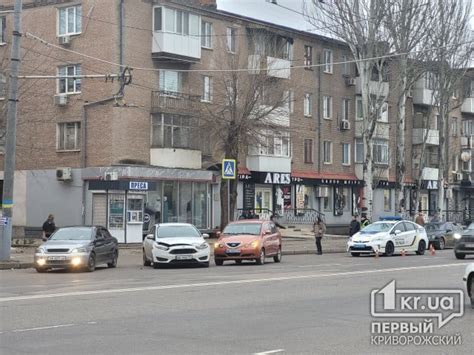 В Кривом Роге столкнулись две легковушки | Первый Криворожский
