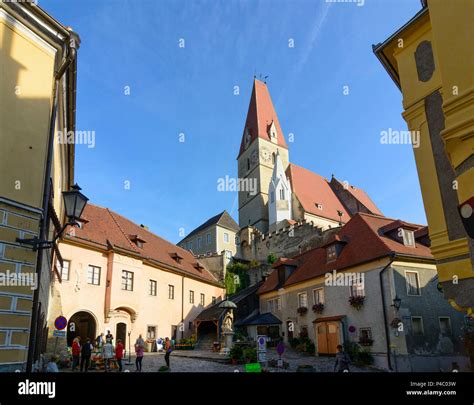 Teisenhoferhof Today Museum Wachaumuseum Hi Res Stock Photography And