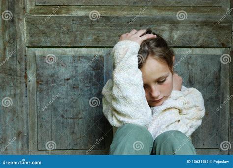 Petite Fille Triste Photo Stock Image Du Expression