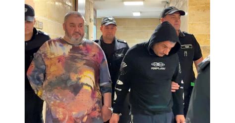 Фермерите на марихуана от Пловдив остават окончателно под ключ