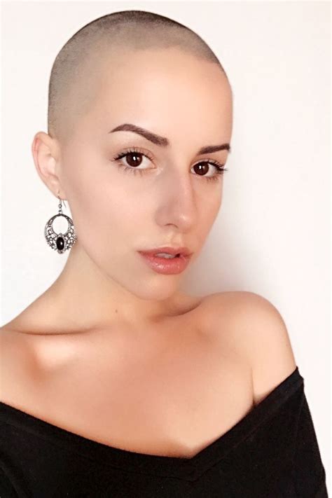 Beauty Shaved Hair Women Super Short Hair Woman Shaving