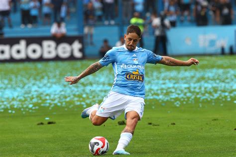 Sporting Cristal Empata 0 0 Con Emelec De Ecuador En El Estadio Nacional