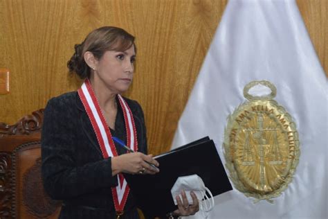 Patricia Benavides Presentan Denuncia Constitucional Contra Fiscal Por