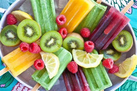 How To Make Your Own Fruit Popsicles - The Produce Moms