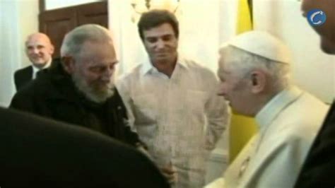 Fidel Castro Se Re Ne Con Benedicto Xvi En La Habana Youtube