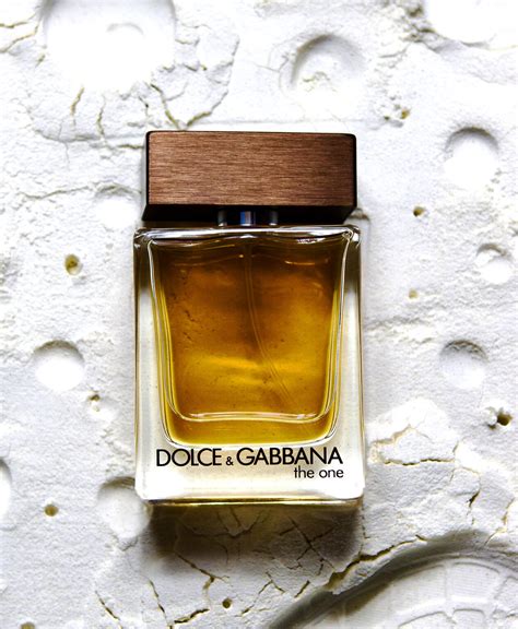 An aromatic journey: Discover the 15 best perfume for men in 2024