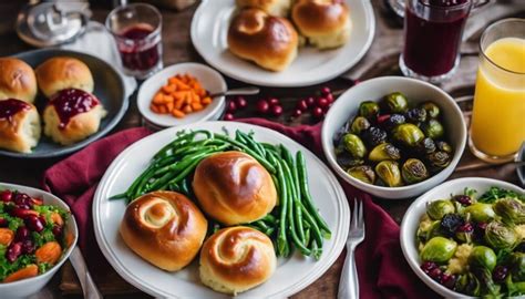 What To Serve With Dinner Rolls Best Side Dishes