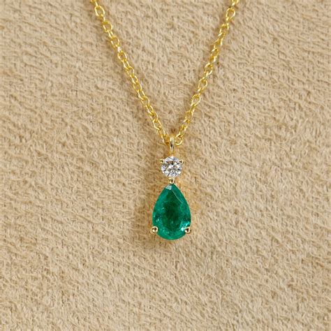 Genuine Emerald Pear Shape Pendant Necklaces In 14k Gold Etsy