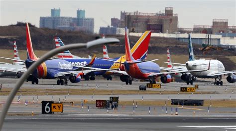 Us Airports Rumble Back To Life After Faa Computer Outage World News