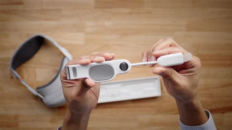 Hands On With The Apple Vision Pro Developer Strap 9to5mac