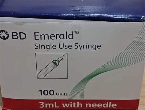 Bd Emerald Single Use Syringe Ml At Rs Piece Syringe And Needle