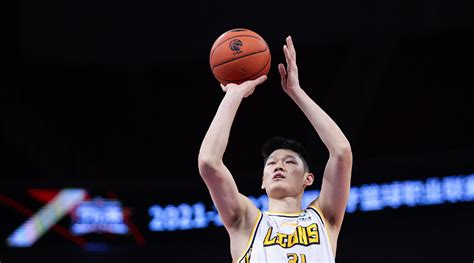 🏀胡金秋246 孙铭徽1712 琼斯27712 广厦1 0领先吉林 直播吧zhibo8cc