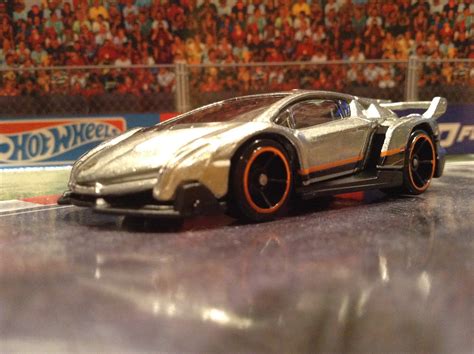 JULIAN S HOT WHEELS BLOG Lamborghini Veneno Walmart Exclusive Zamac