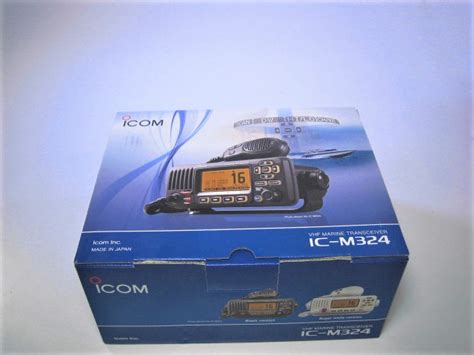 Icom Ic M324 Marine Vhf Two Way Radio Transceiver Unit With Mic White