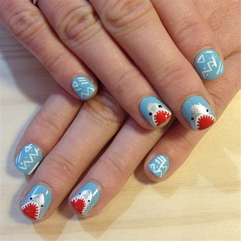 30+ Beach Themed Nail Art Designs | Styletic