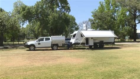 EARLY CAMPERS STAKE OUT BEST SPOTS AHEAD OF COUNTRY MUSIC NBN News