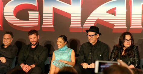 Thor: Ragnarok - Hear What the Cast Has to Say - Life. Family. Joy