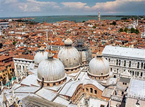 Saint Mark's Basilica Visitor Information