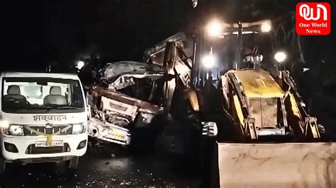 Road Accident in Madhya Pradesh एमप म पकअप पलटन स 14 क मत 21