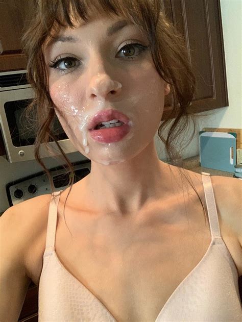 Anna Blossom Cum Selfie Queen Simeonstremp