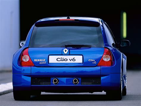 RENAULT Clio V6 Specs & Photos - 2003, 2004, 2005 - autoevolution